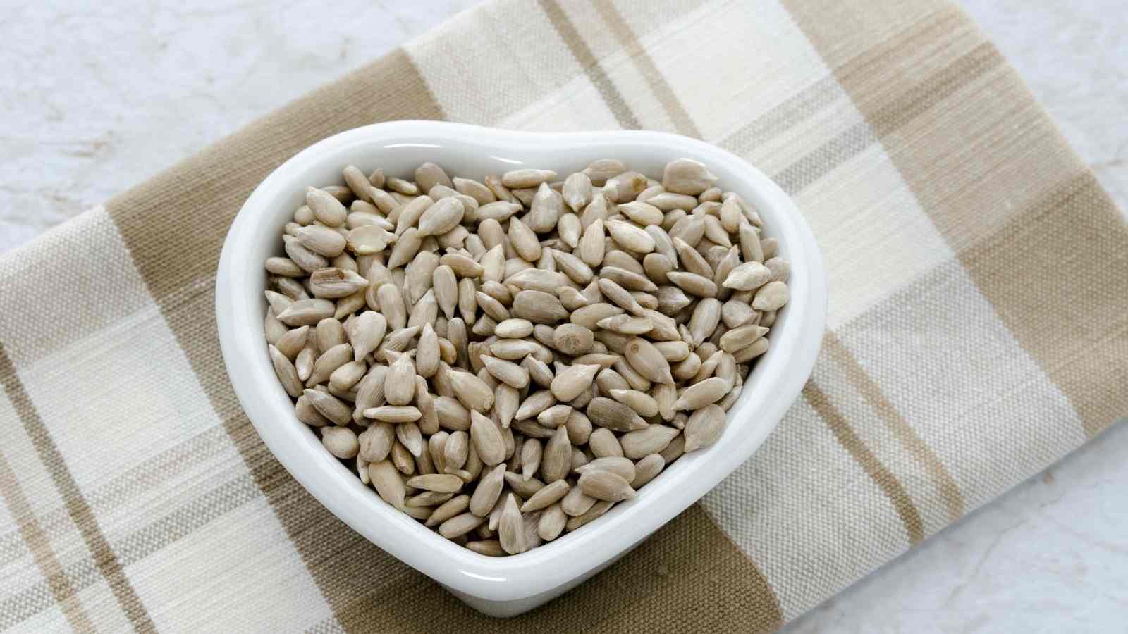 How to Eat Sunflower Seeds